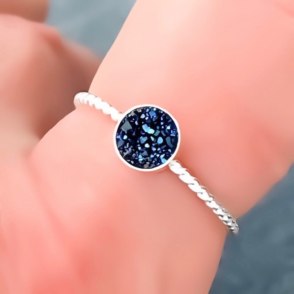 (2-13) 925 Sterling Silver Blue Druzy Titanium Quartz Bezel Set Gemstone Ring - Picture 1 of 13